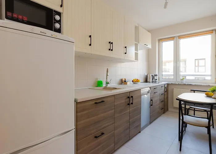 Shortstaypoland Aleja Stanow Zjednoczonych * ורשה